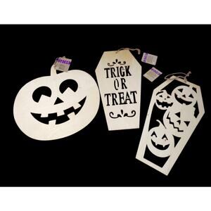 Crafter's Square Halloween Decor Wall Lightweight Pressed Wood Paintable New